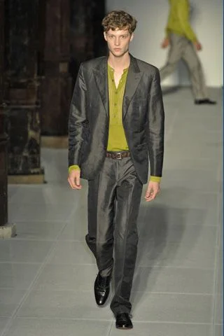 Look 17